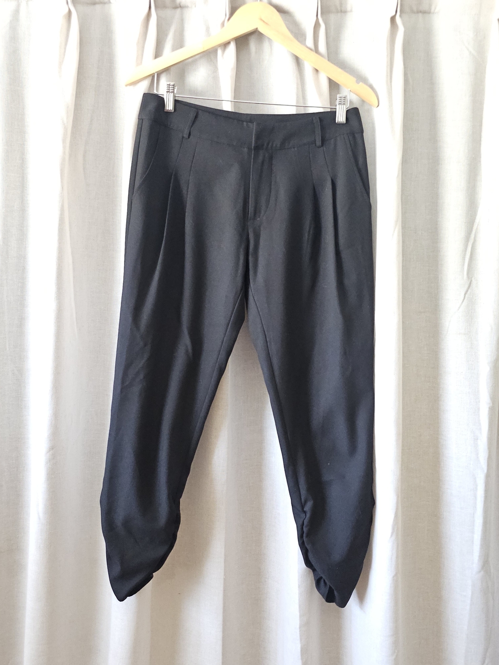Parker Black Tailored Jogger Pants Black Minimalist Tapered Trouser Slacks Sz 4